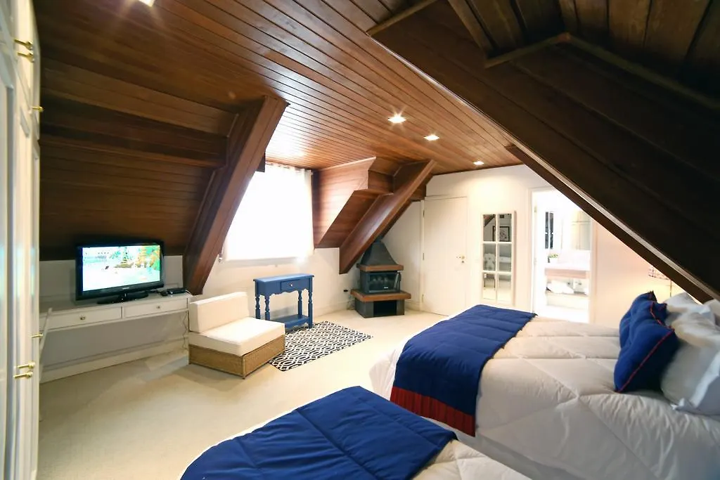 Vila De Charme Suites Campos do Jordao Guest house