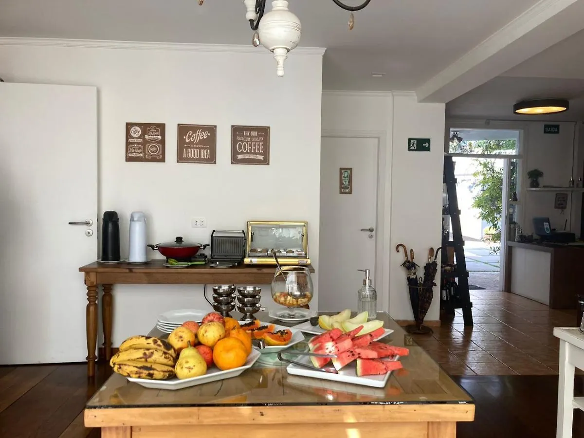 Guest house Vila De Charme Suites Campos do Jordao