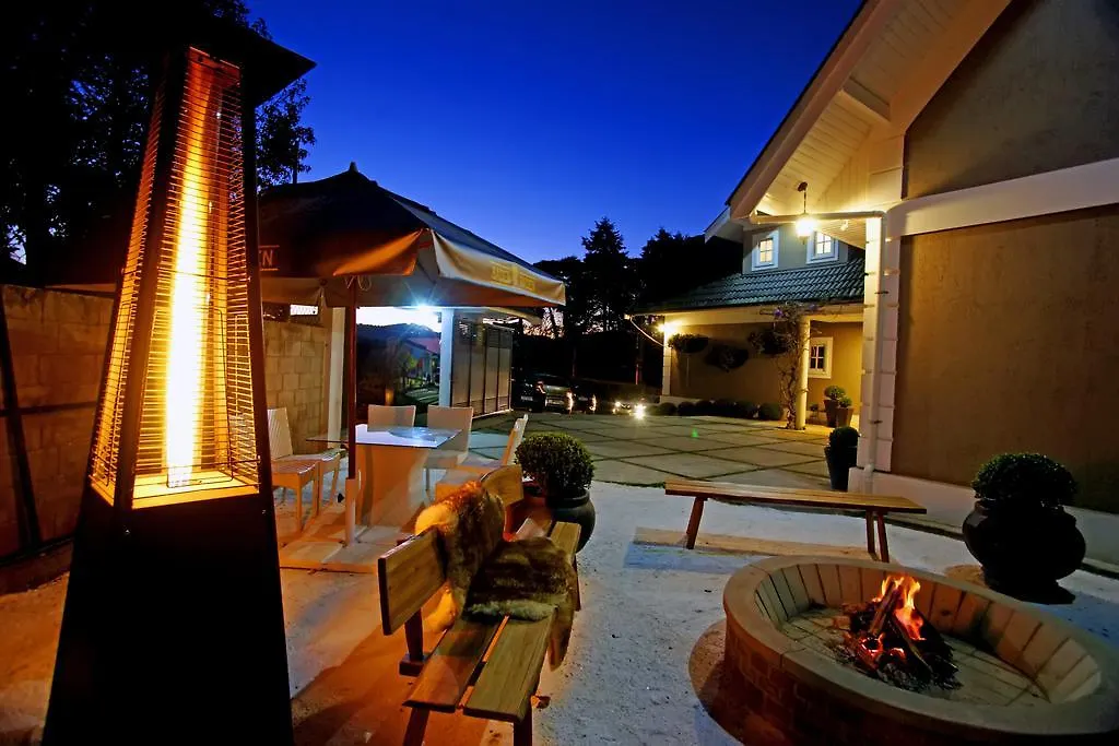 *** Guest house Vila De Charme Suites Campos do Jordao Brazil